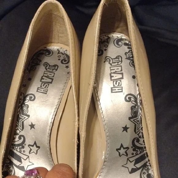 Brash Beige Slip-On Shoes - Picture 4 of 6